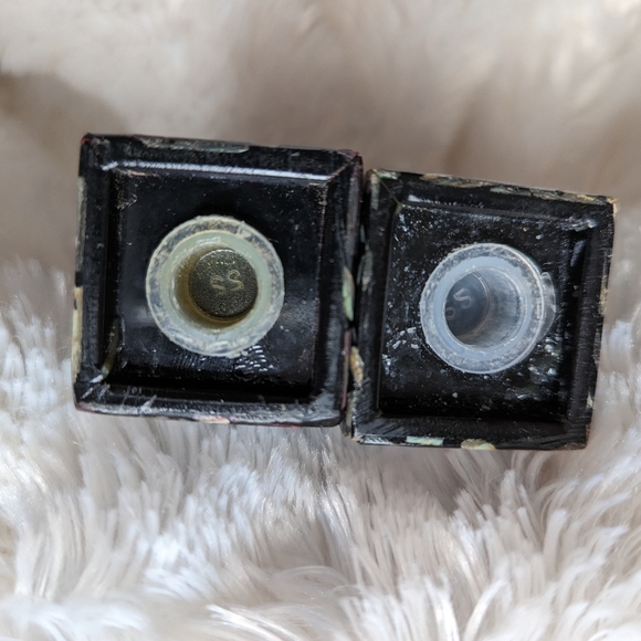 Ariki Abalone Shell Salt and Pepper Shakers - Picture 2 of 7